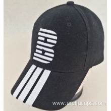 Metal buckle baseball cap